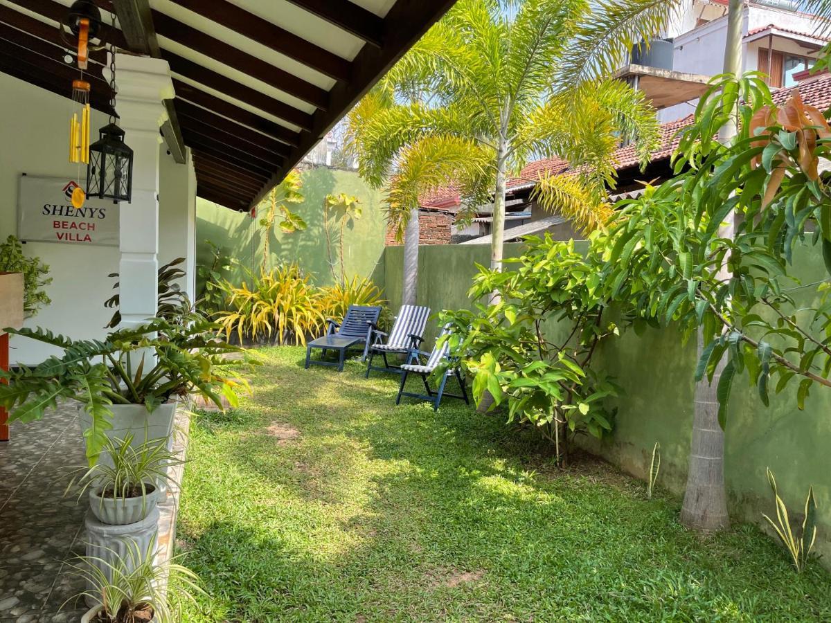 Shenys Beach Villa Negombo Exterior photo